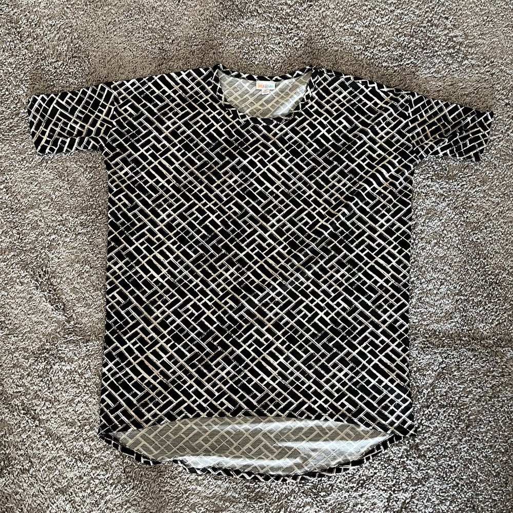 Black and White LuLaRoe Irma